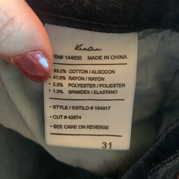 Women’s dark wash Kancan made for Maurice’s stretchy and soft jeans size 31. - Picture 12 of 14